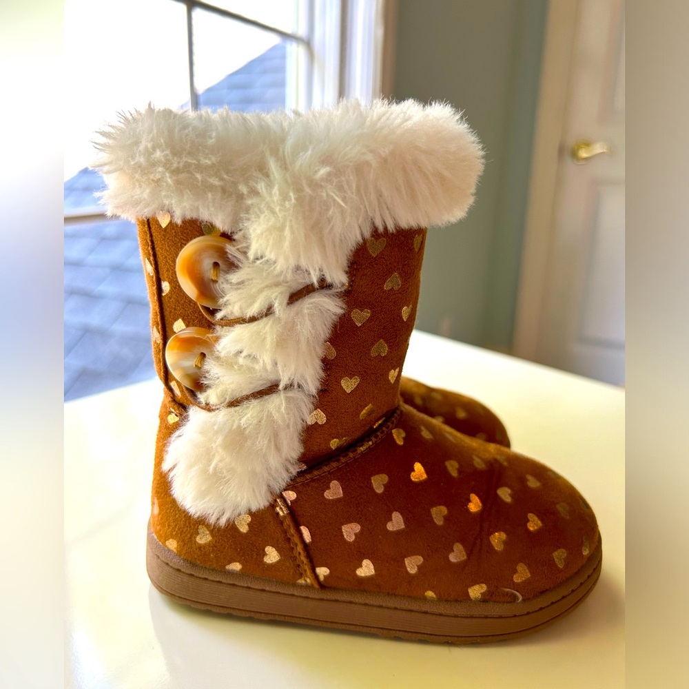 Boots with the Fur